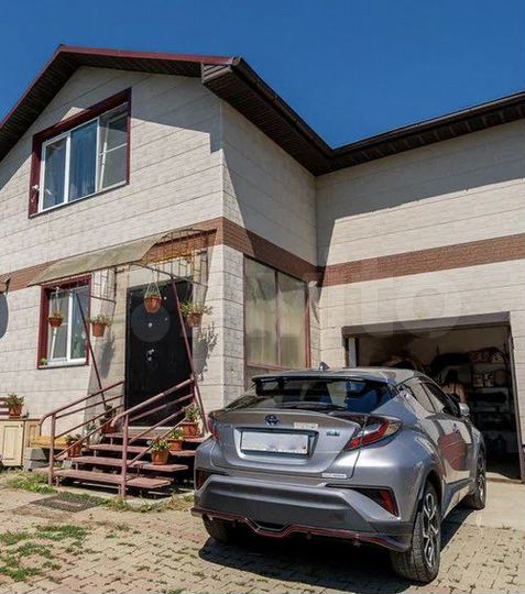 Коттедж 146 м² на участке 14 сот.