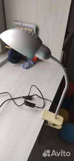 Лампа настольная на прищепке, цоколь Е27