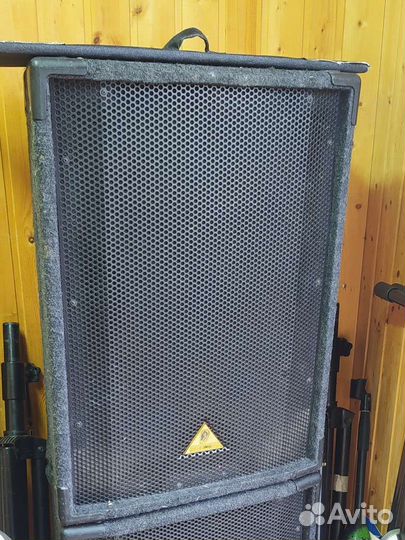 Колонки пассивные Behringer B 1520