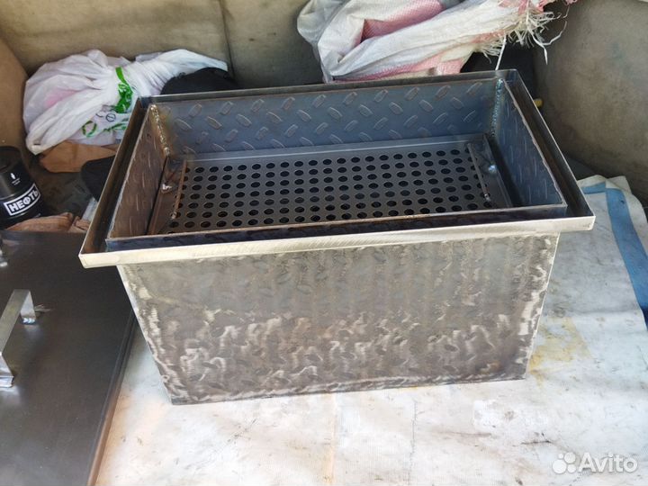 Коптилка горячего копчения