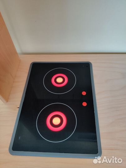 Детская кухня IKEA с посудой