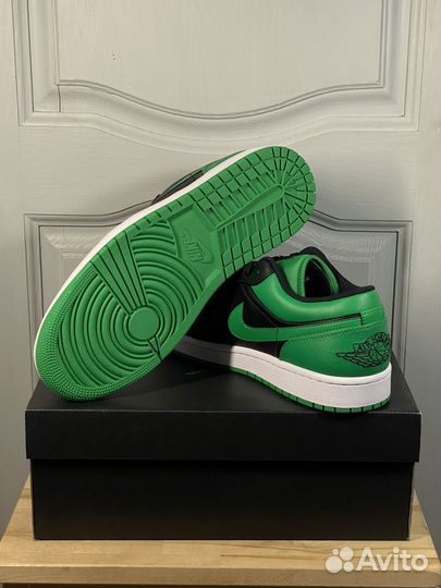 Кроссовки Nike Air Jordan 1 оригинал