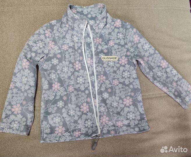 Кофта и джинсы на весну