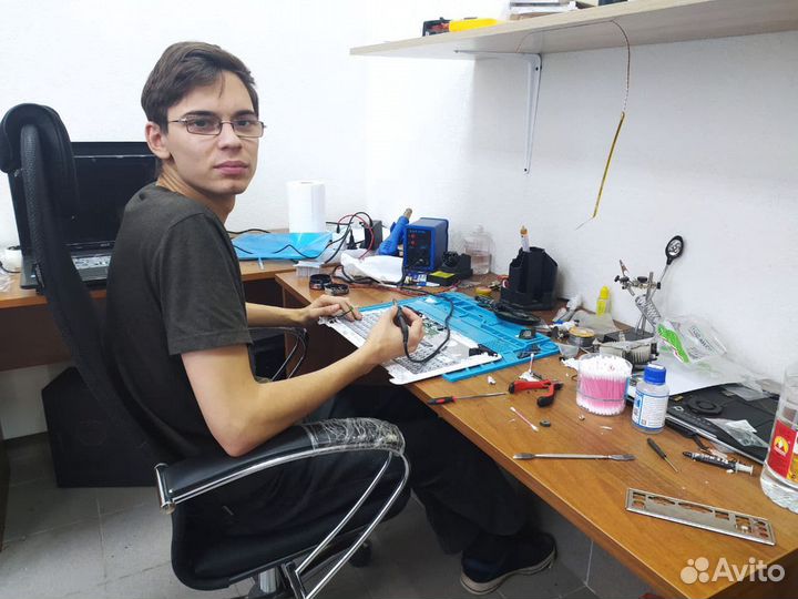 Ремонт компьютеров и ноутбуков Ремонт Телевизоров