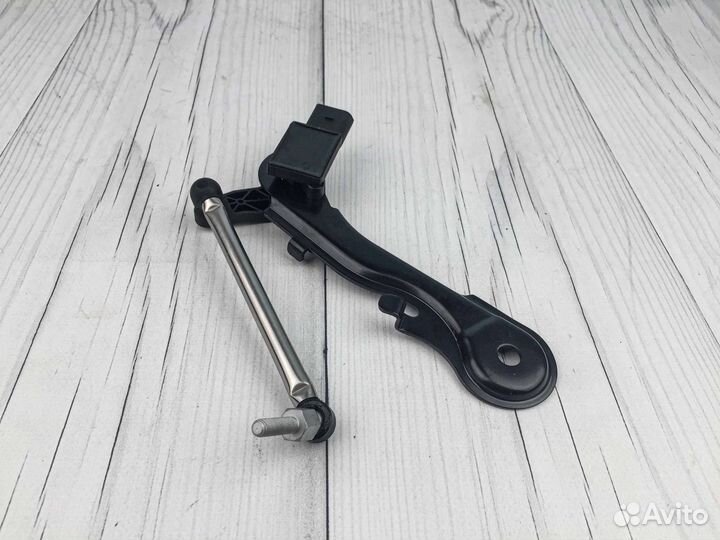 Датчик дорожного просвета задний A6 C8 A7 C8 Q5 II