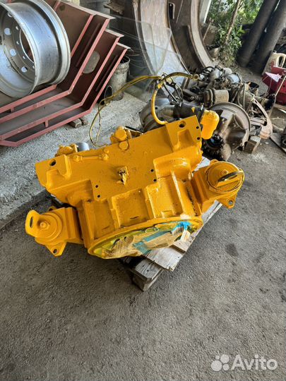 Гидротрансформатор с редуктором