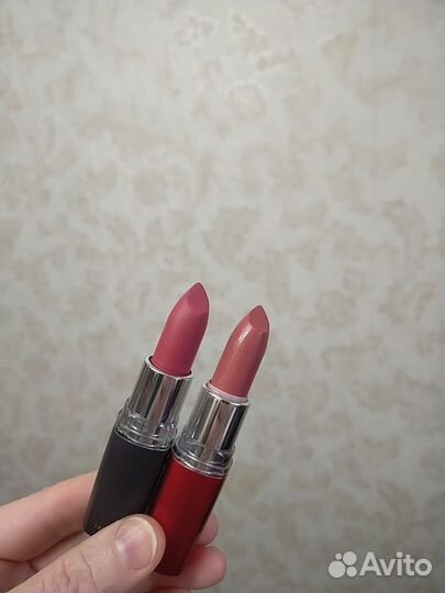 Помада Мейбелин 923