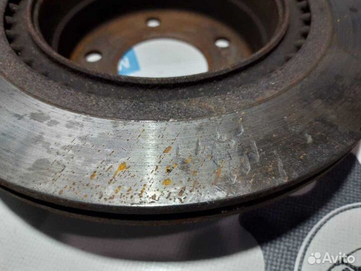 Диски тормозные задние Bmw 3 E90 N47D20 2009