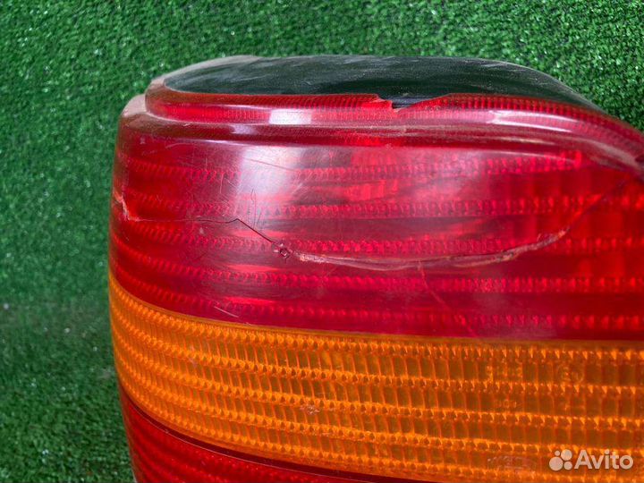 Фонарь левый Volkswagen Golf 4