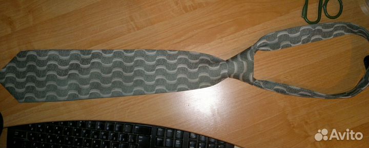 Галстук (Италия)