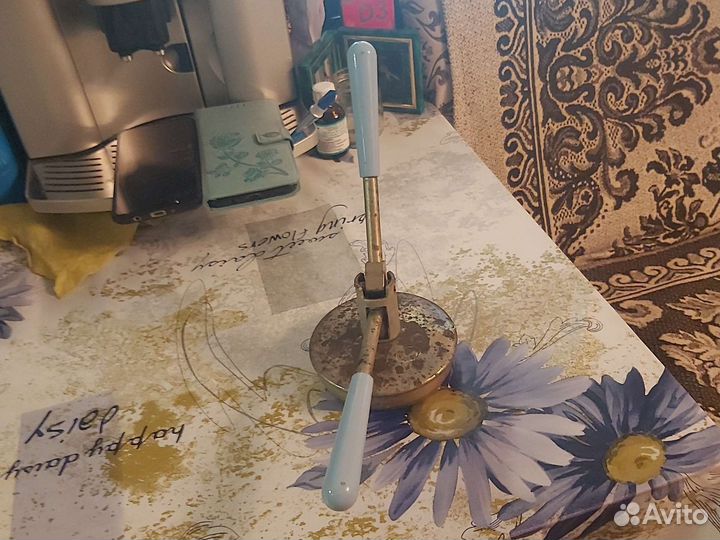 Закаточная машинка б/у состояние на 4