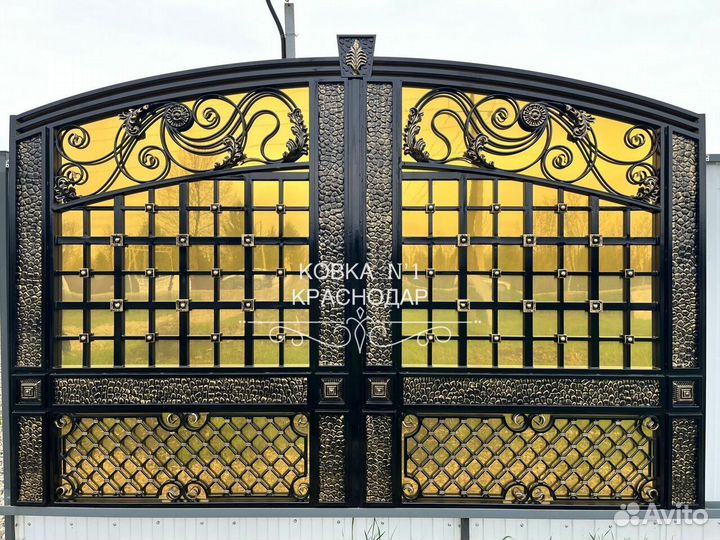 Кованые заборы и ворота