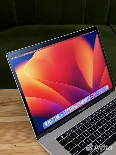 Самый последний и самый мощный MacBook Pro 15