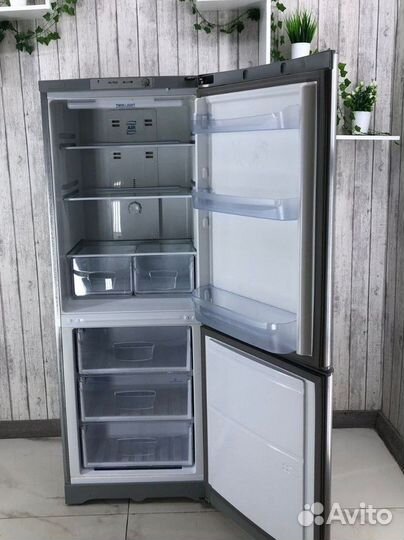 Холодильник бу Indesit с доставкой