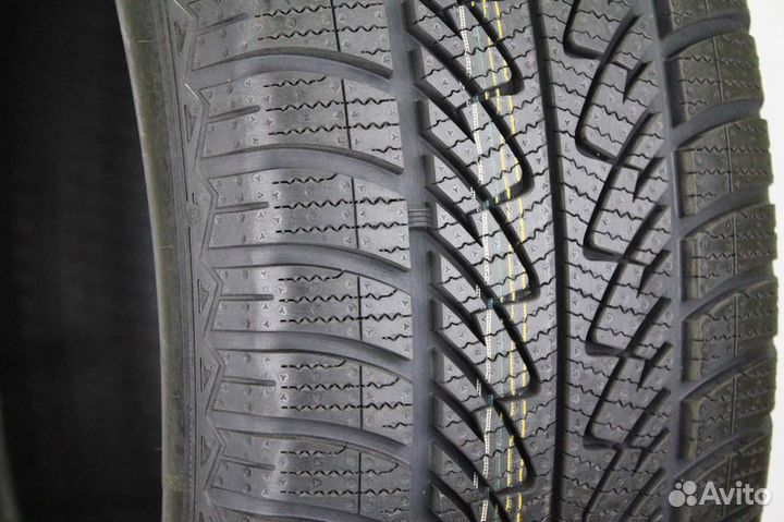 Goodyear UltraGrip 8 Performance 285/45 R20 112V