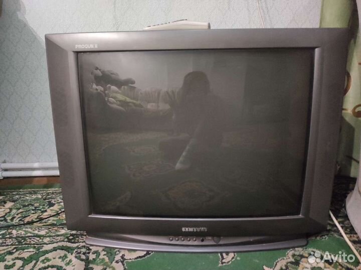 Телевизор samsung