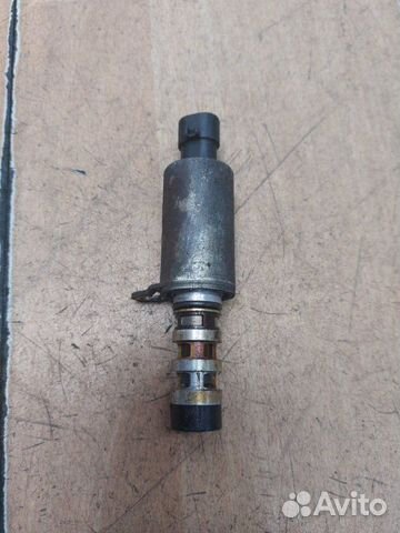 Клапан фазорегулятора Opel Astra H Z18XER 2006