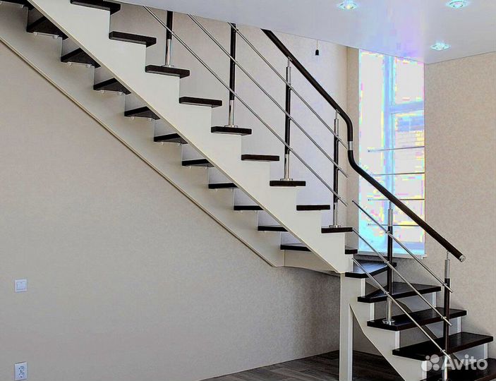 Лестница прямая под ключ