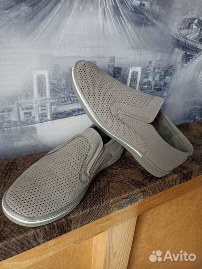 Мокасины на мальчика 34размер