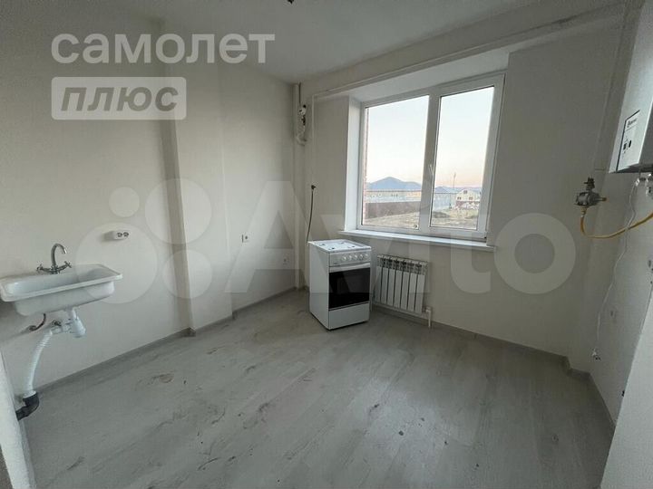 2-к. квартира, 44 м², 1/7 эт.