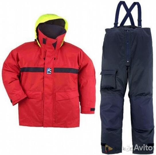 Непромокаемый костюм (сухач) для яхтсменов