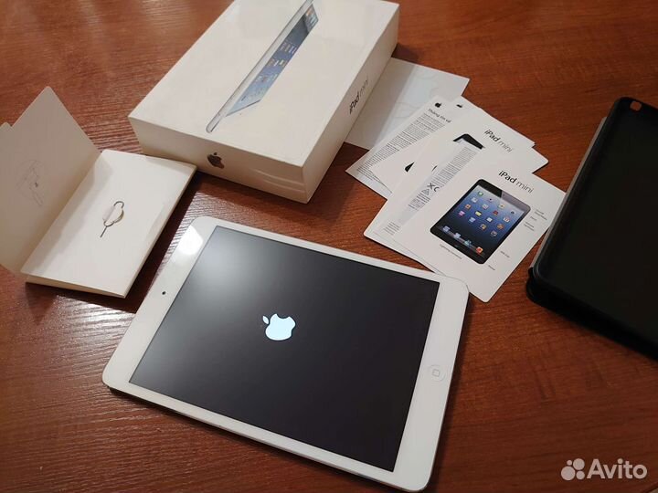 iPad mini 64 gb wi-fi+cellular