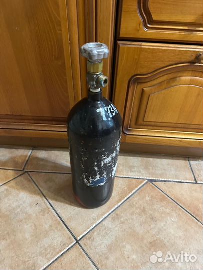 Пустой баллон из под азота