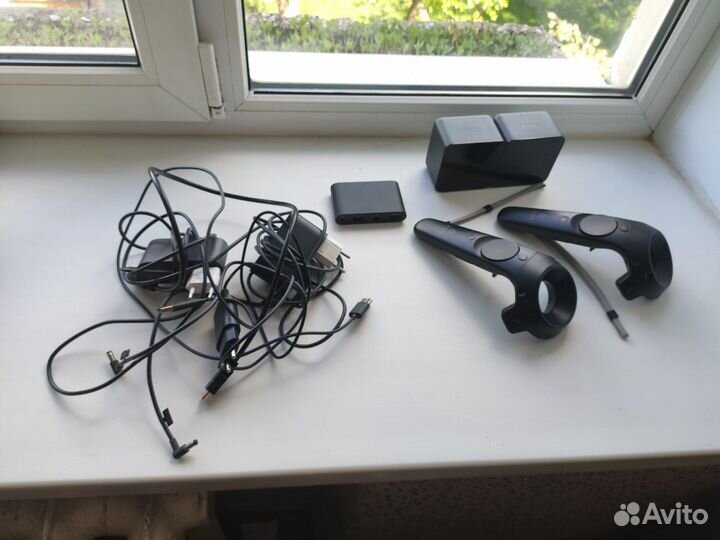 Шлем виртуальной реальности HTC Vive