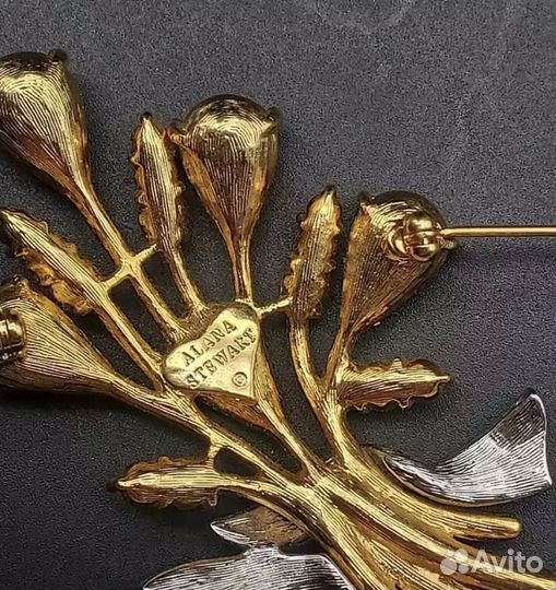 Брошь Alan Stewart