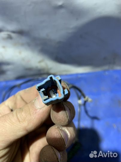 Датчик abs задний левый nissan presage tnu31