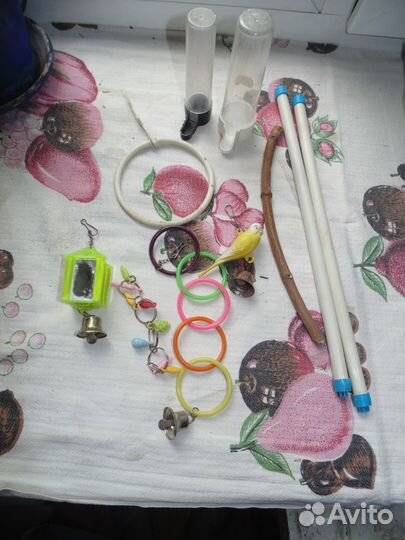 Клетка для попугаев или мелких грызунов