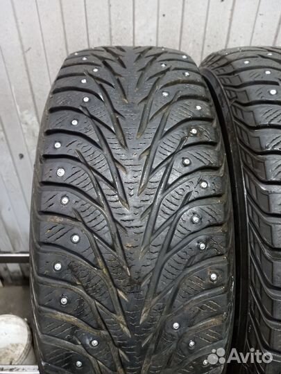 Yokohama Ice Guard IG35 215/60 R16