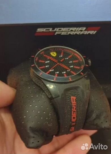 Часы Ferrari Red Rev оригинальные