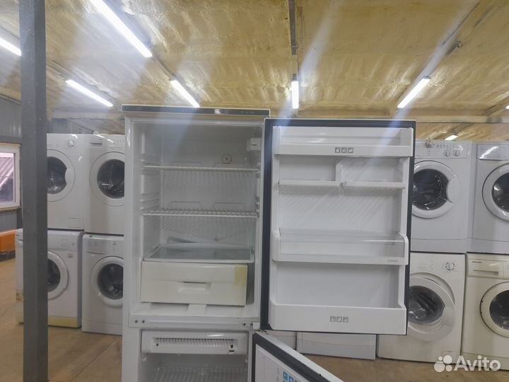 Холодильник Stinol-107(А389)(2557)