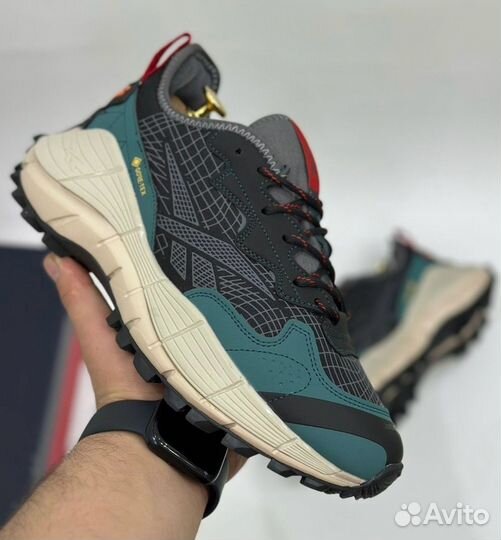 Кроссовки мужские Reebok Zig Kinetica 42размер