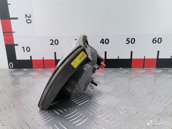 Фонарь крышки багажника правый Mazda 6 GG 2005