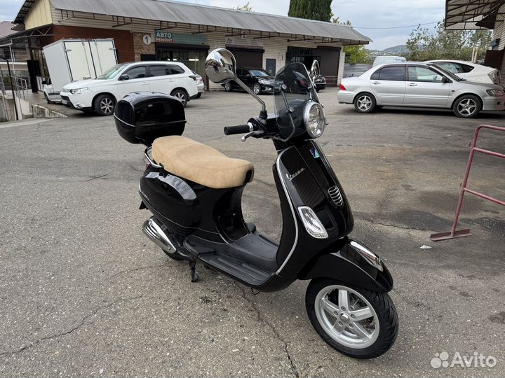 Vespa LX150