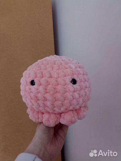 Осьминог ручной работы