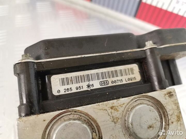 Блок ABS для Peugeot-Citroen 5008 9664532380