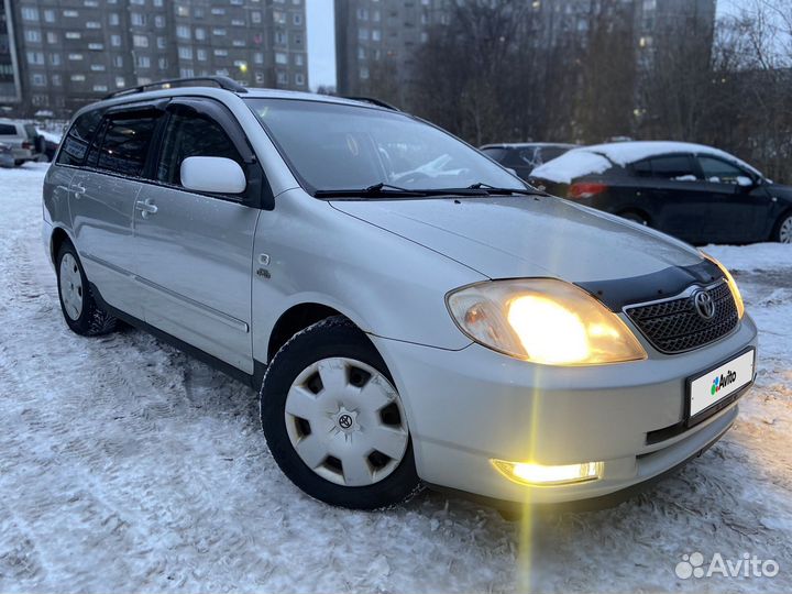 Toyota Corolla 2.0 МТ, 2001, 400 000 км