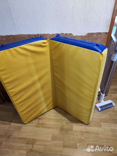 Мат спортивный складной