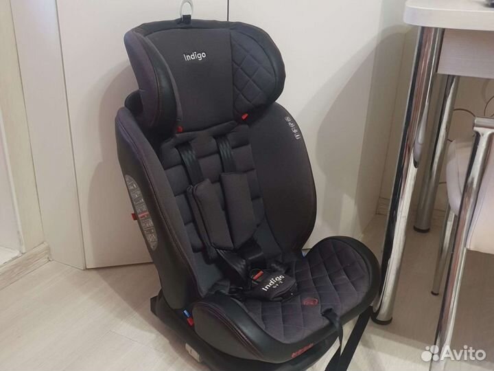 Детское автокресло от 0 до 36 с isofix поворотное