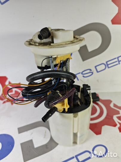 Топливный насос Vw Passat B7 1.4 2012