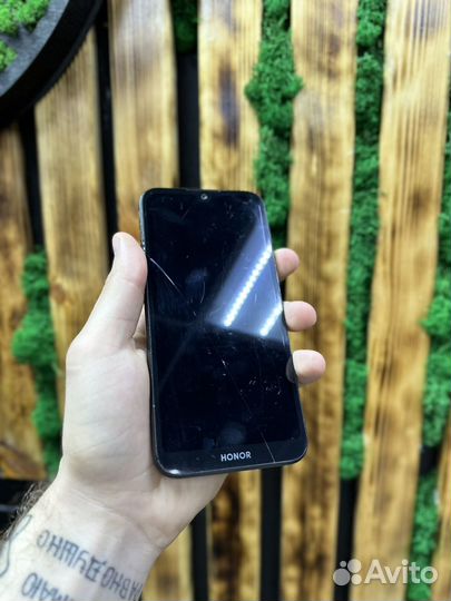 Honor 8s 2/32GB Black