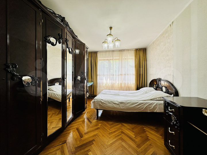 2-к. квартира, 54 м², 4/5 эт.
