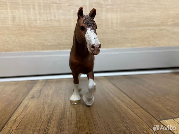 Клейдесдальская кобыла Schleich
