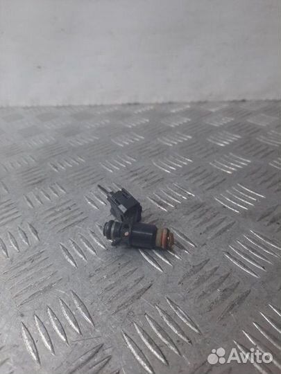 Форсунка Honda Civic 1.6 D16W1 2002