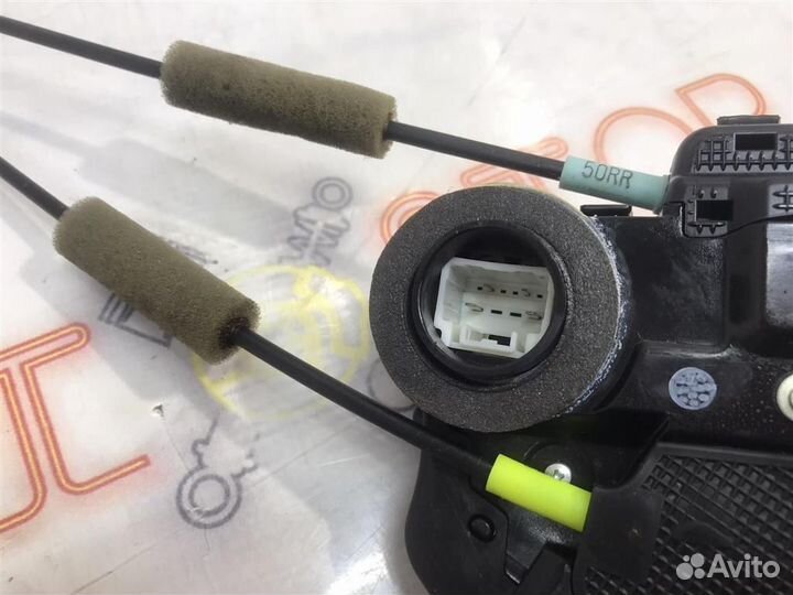 Замок двери задний левый Toyota Camry (ACV40,GSV4