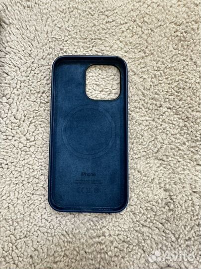 Оригинальный чехол на iPhone 13 pro