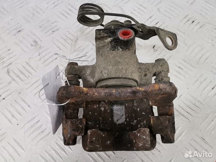 Суппорт задний левый для Volkswagen Passat 5